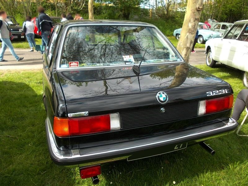 BMW323iE21ar