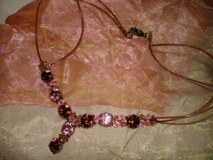 collier_sylvestre_rose_et_brun_bis