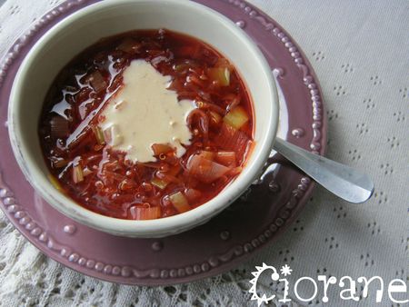 soupe-quinoa-betterave-tahin