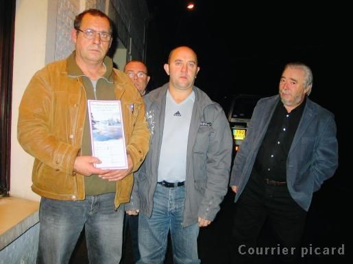 Les_eboueurs_attaches_a_leurs_etrennes_reference