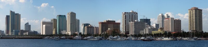 Manila_skyline_day (Mike Gonzalez (TheCoffee))