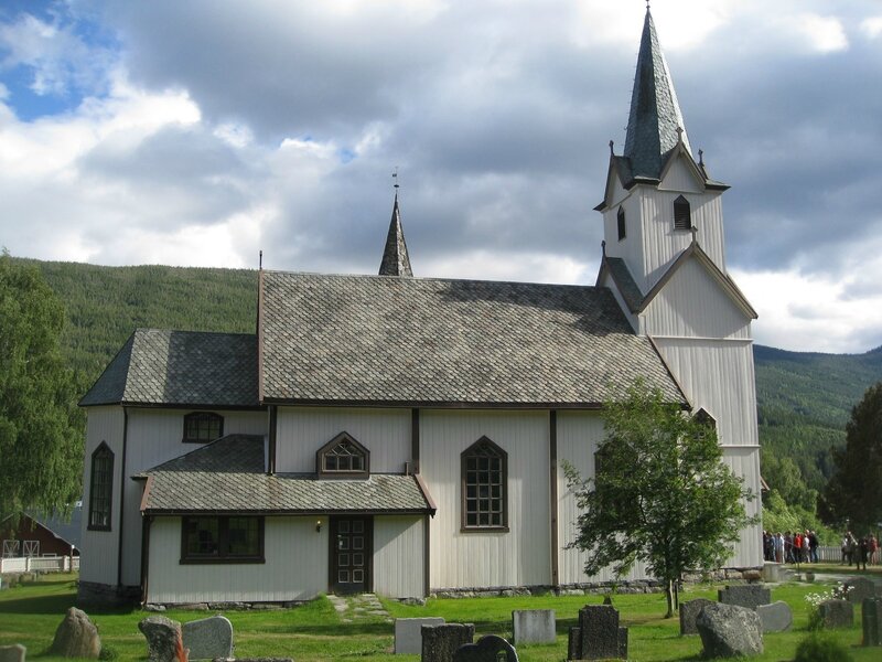  Torpo, église