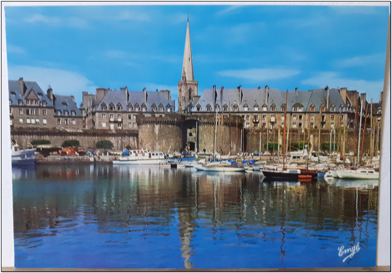 St Malo 2 - Grand'porte - port des yachts - remparts