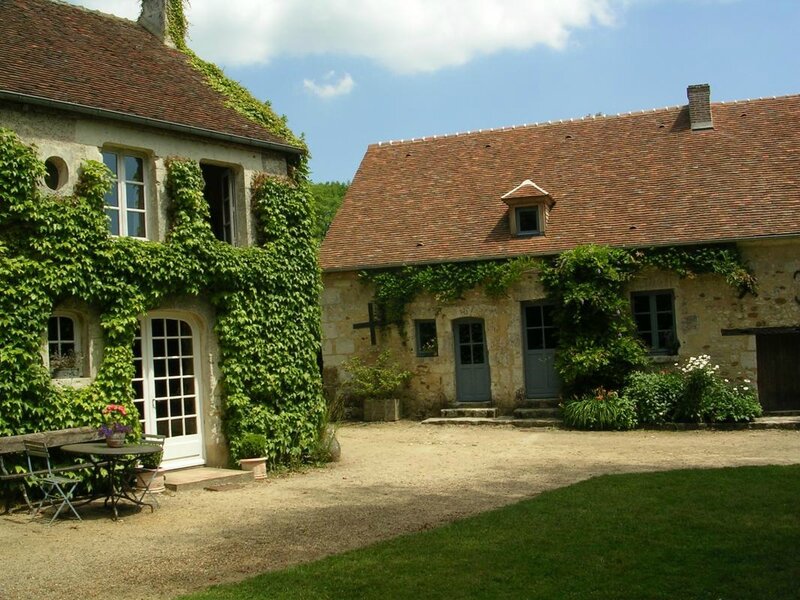 elle s appelle LA PETITE MAISON (1)