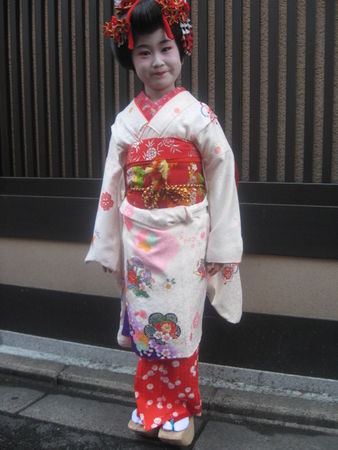 mini_Geisha_a_Ponchoto