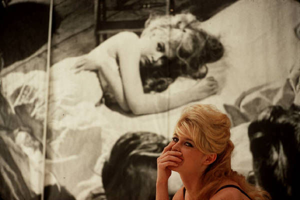 1958-robe_noire-par_Tikhomiroff-055-1