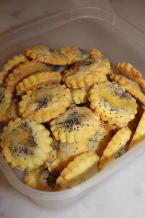 Biscuits salés au 2 fromages, curry et pavot recettes Biscuits salés au 2 fromages, curry et pavot
