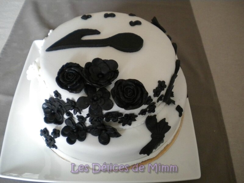 Gâteau Notes de Musique en noir et blanc 5