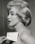 1959-12-15-lets_make_love-test_hairdress-010-1a