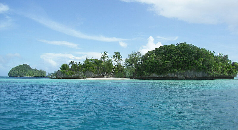 1024px-Palau-rock-islands20071222