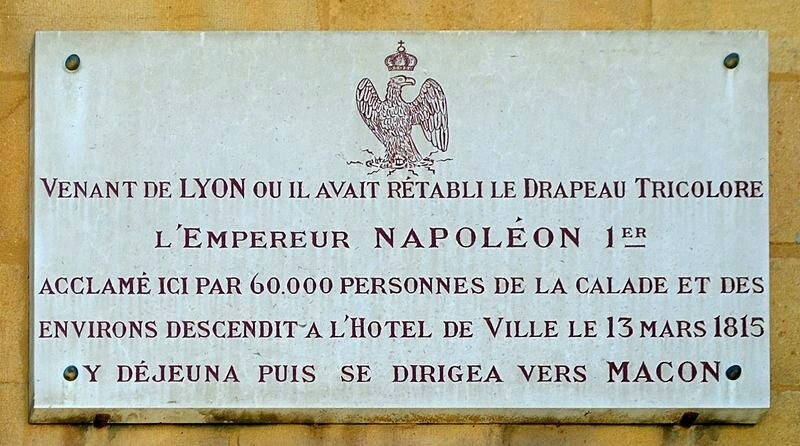 800px-Plaque_passage_Napoléon_1er_le_13_mars_1815_à_Villefranche-sur-Saône