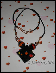 collier_rouge
