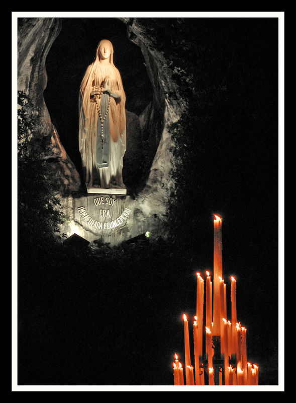 Lourdes, la Grotte
