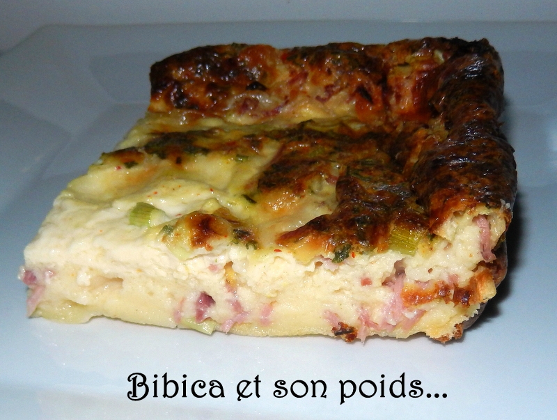 Quiche sans pâte jambon-lardons-mozzarella part face