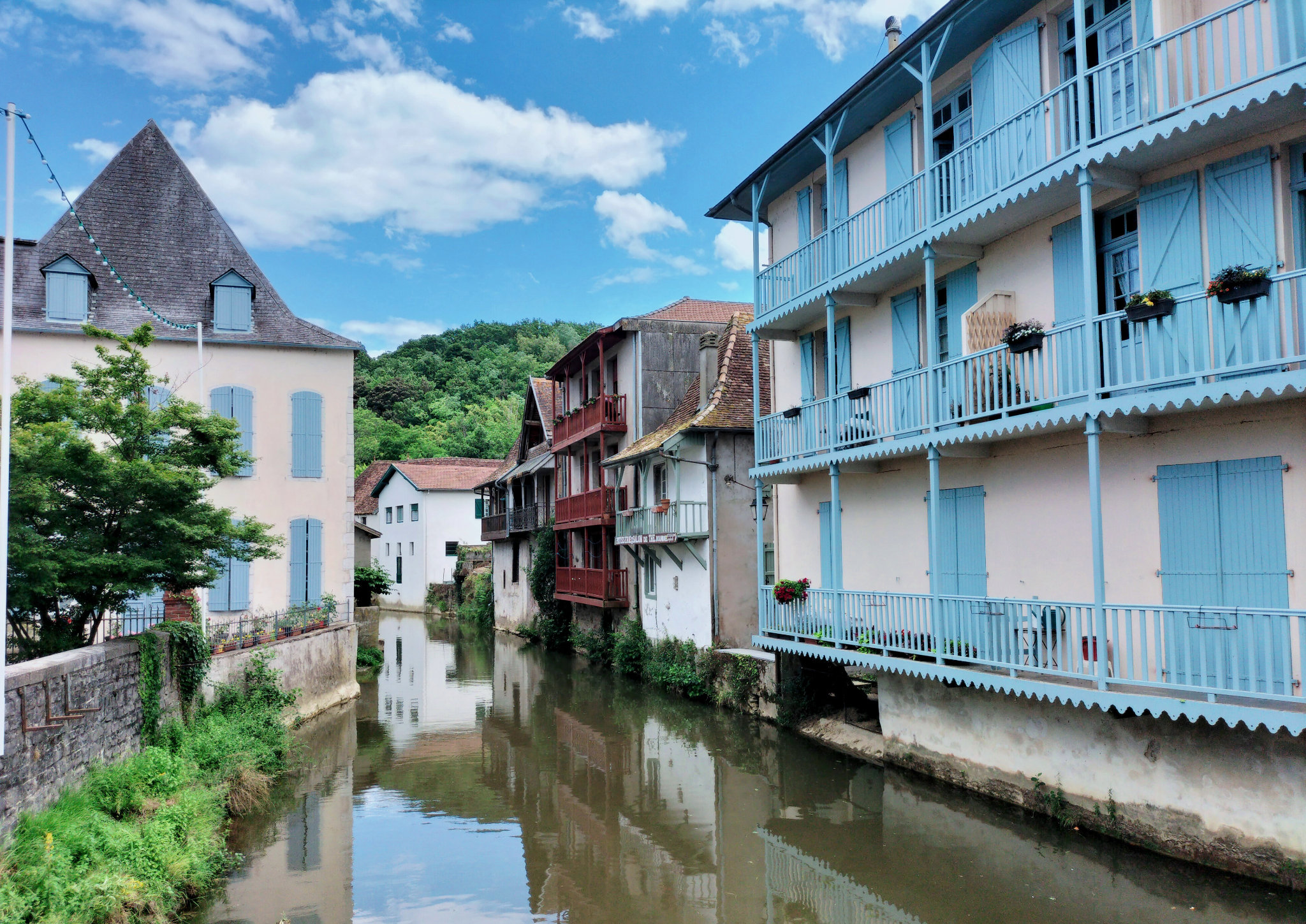 Salies-de-Béarn, le Saleys et balcons (64)