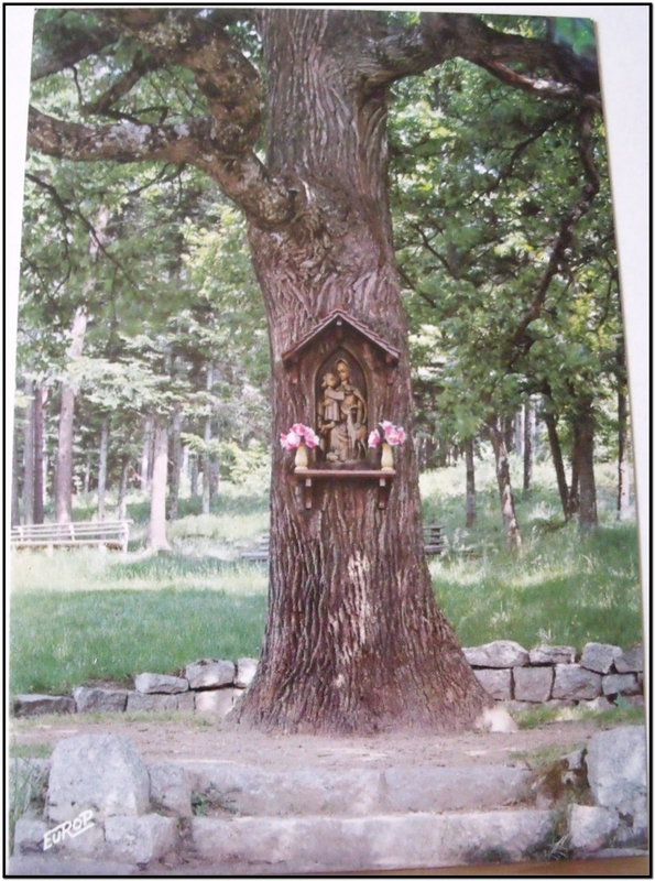 Thannenkirch - vierge sculptée dans le chêne vif