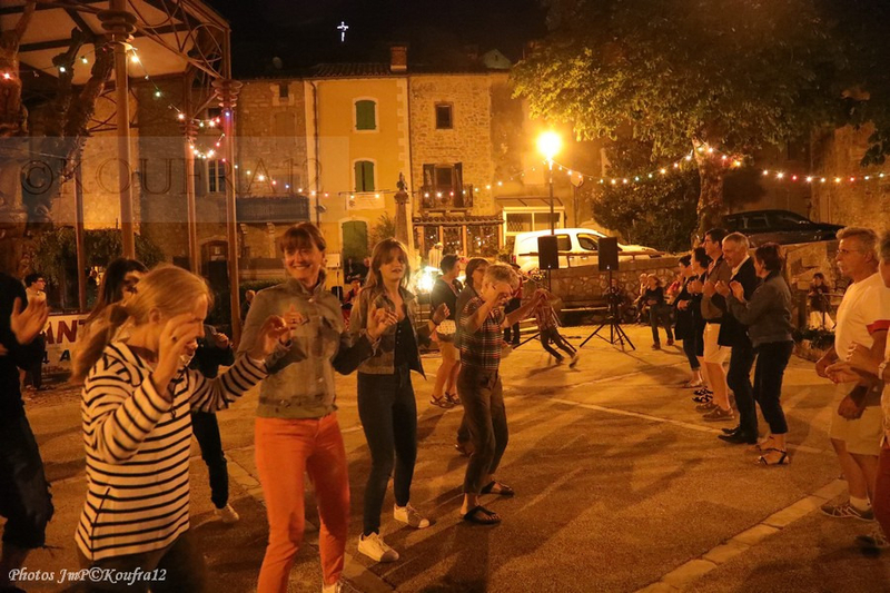 Photos JMP©Koufra 12 - Le Caylar - Los Musicaires del Castèl - 14072019 - 0812