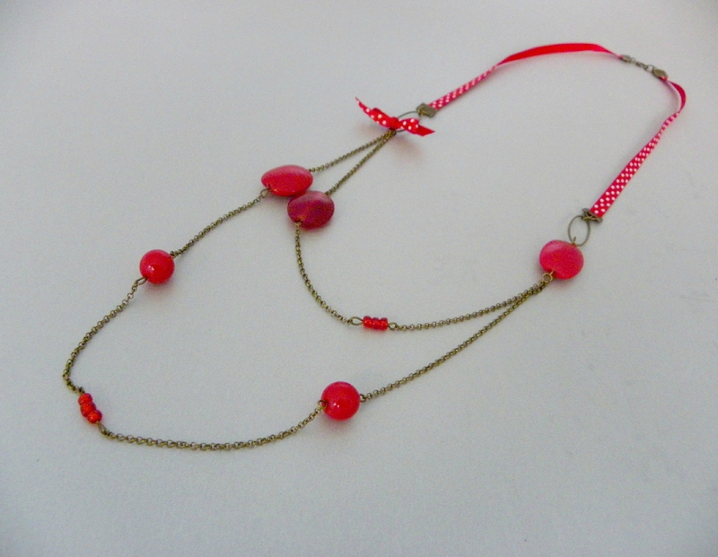 collier rouge 2