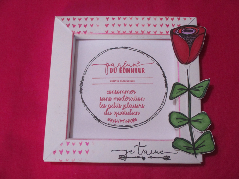 Cadre papier blanc standard, avec tampons SCRAP PLAISIR ; Fleur en tampon SCRAP PLAISIR