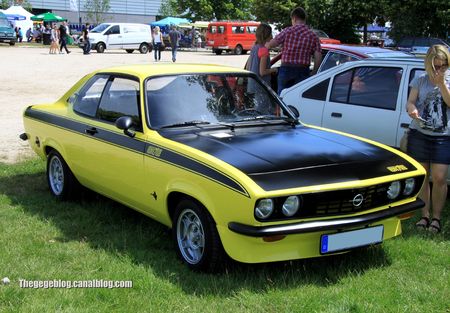 Opel manta GT-E coupé (RegioMotoClasica 2011) 01