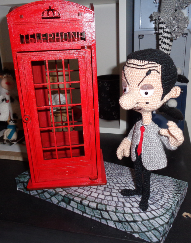 Mister BEAN et la cabine téléphonique2