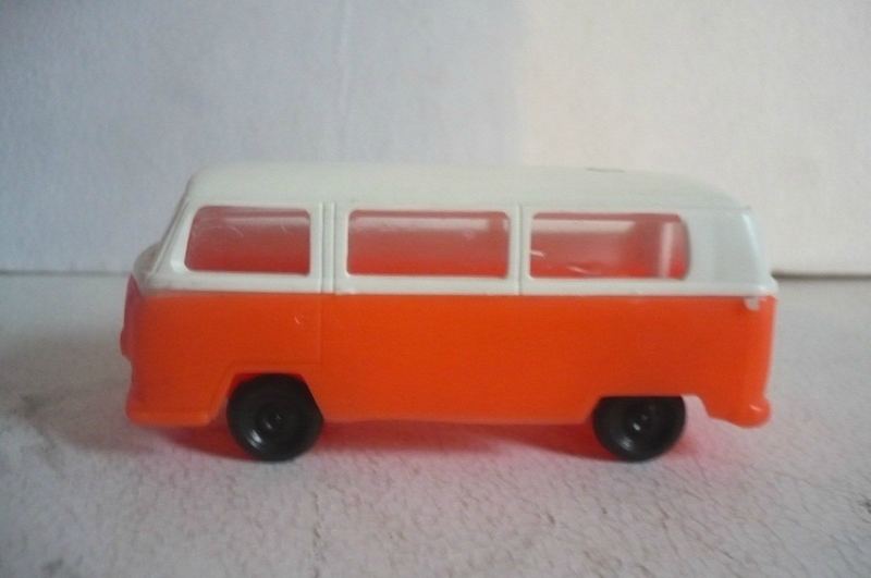 JB 00323