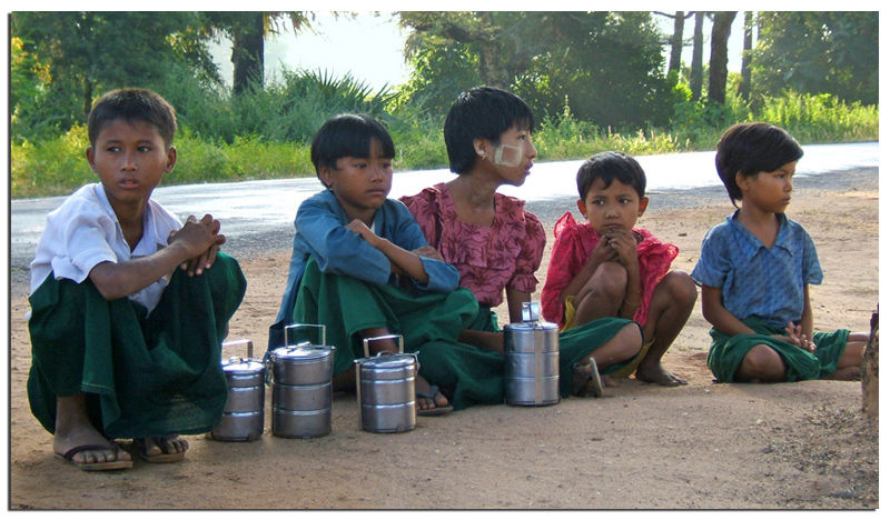 Myanmar_enfants_ecole