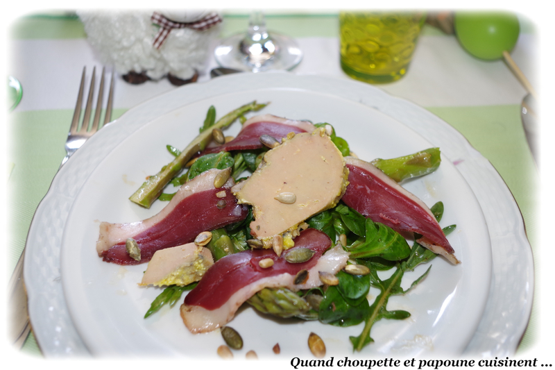 salade au foie gras, asperges et magret fumé-6859