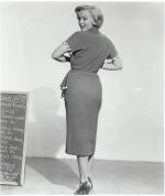 1952-03-MonkeyBusiness-test_costume-travilla-mm-021-1