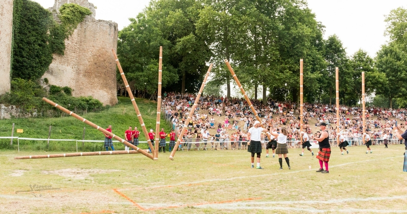 1706-11625_Highland-Games-pan