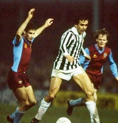 Platini_Aston_Villa_1983