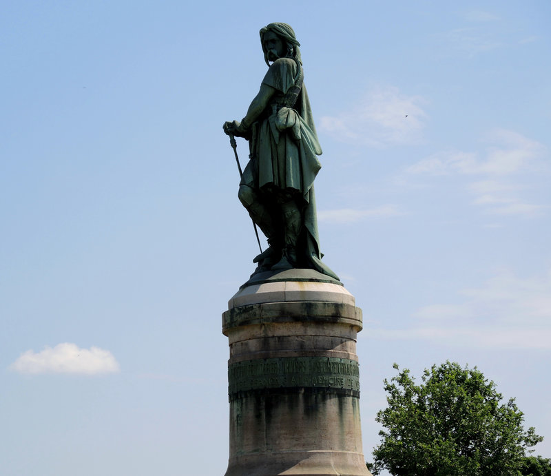 Alise-Sainte-Reine, statue de Vercingétorix (21)