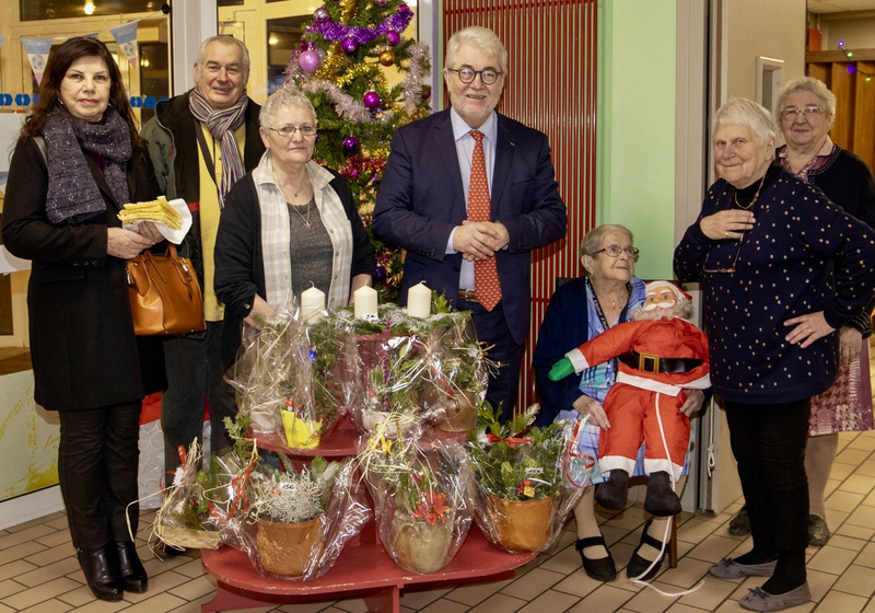 TRÈFLE 4 FEUILLES MARCHÉ NOËL 2018 groupe