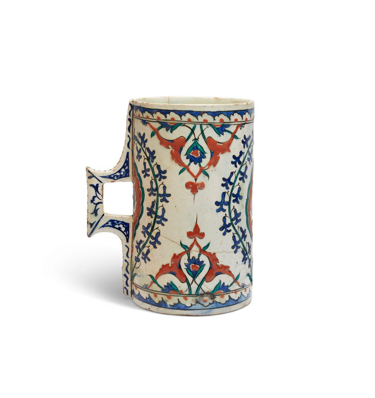 2023_CKS_21891_0135_001(an_iznik_pottery_tankard_ottoman_turkey_circa_1580083703)