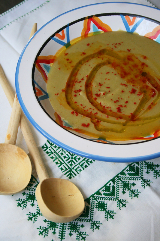 Bessara - purée de pois cassés à la marocaine