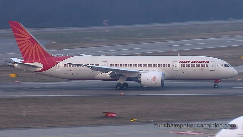 Boeing 787-8 Dreamliner (VT-ANR) Air India2