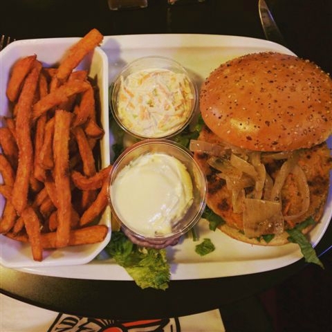 Veggie burger ©Kid Friendly