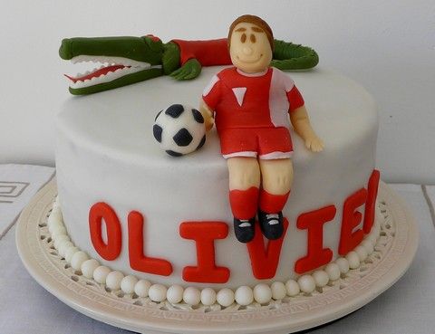 GATEAU_ANIVERSAIRE_FOOT_1