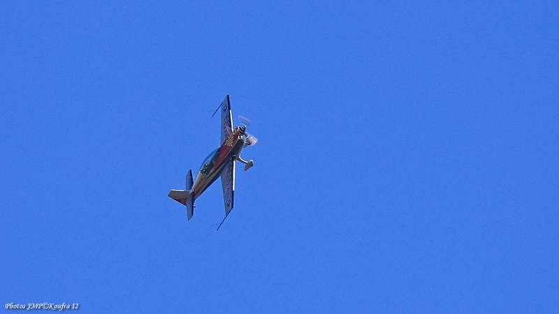 Photos JMP©Koufra 12 - La Cavalerie - Aérodrome - avion - Voltige - Extra 300 - 03032019 - 0256