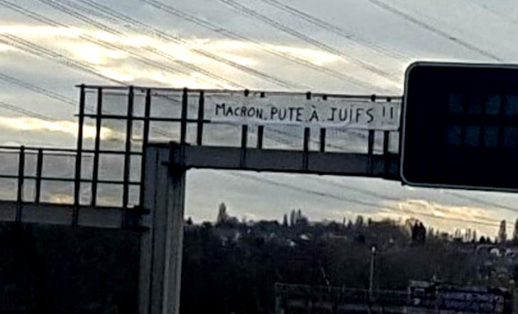 Macron-pute-à-Juifs