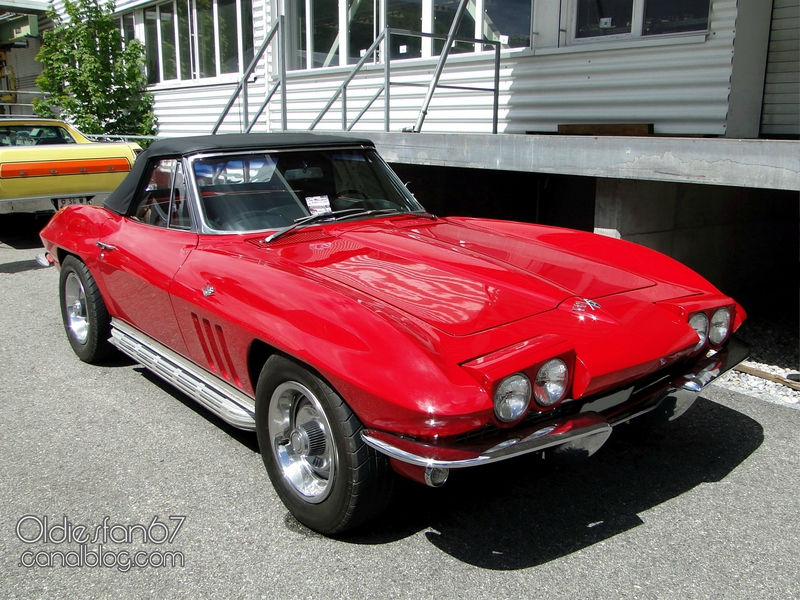 chevrolet-corvette-sting-ray-convertible-1965-1966-01