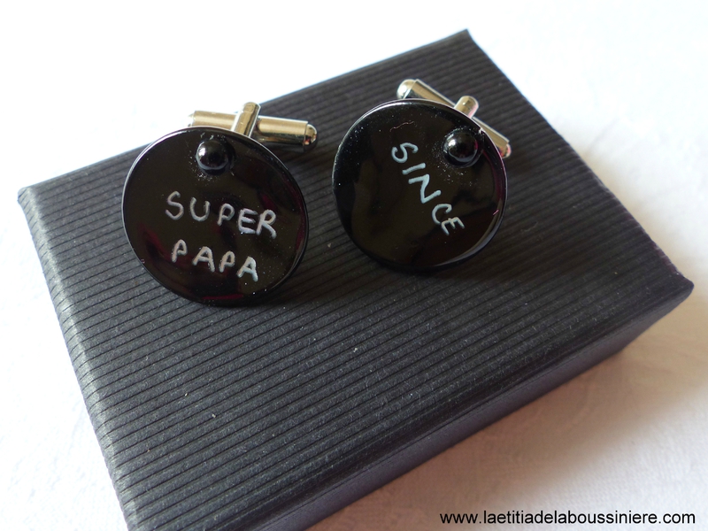 Boutons de manchette Super Papa since (noir) - 23 €