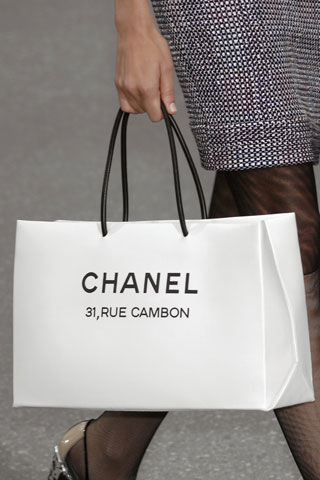 Chanel_shooping_bag1