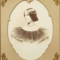 Deux photos de Cléo de Mérode, entre 1891 et <b>1900</b>