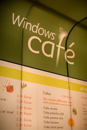Windows_Caf__Paris_05