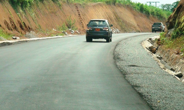 Route Yaounde-Bamenda PSU