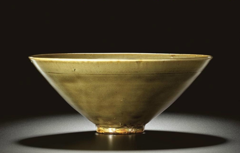 A large and fine 'Yaozhou' carved conical 'Peony' bowl, Northern Song-Jin dynasty