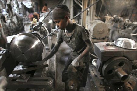 125584-meme-beaucoup-enfants-travaillent-comme