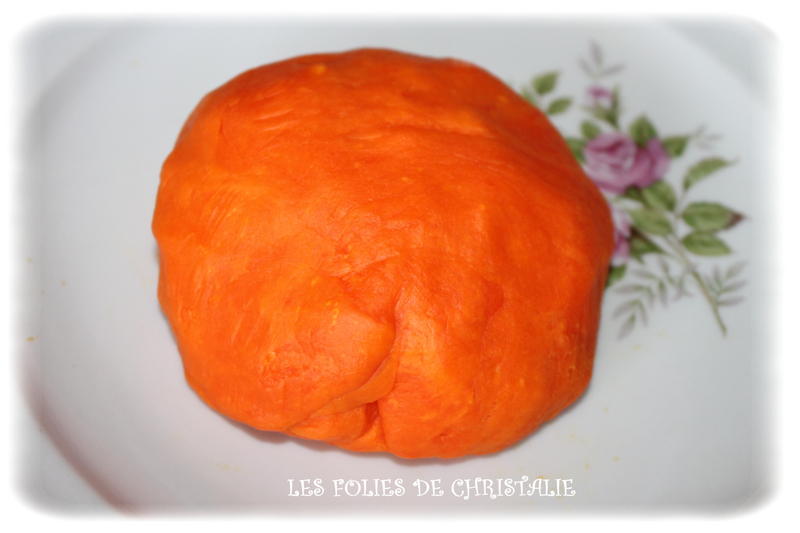 Pâte à modeler 5