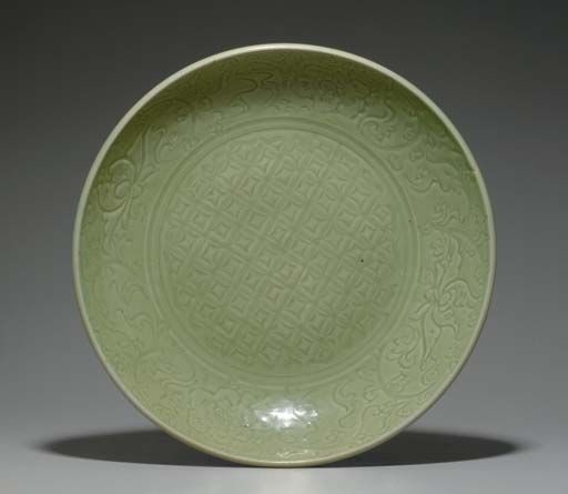 A_large_Longquan_celadon_carved_charger__Ming_dynasty__15th_century_